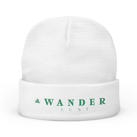 Beanie mit Stickerei Wanderlust